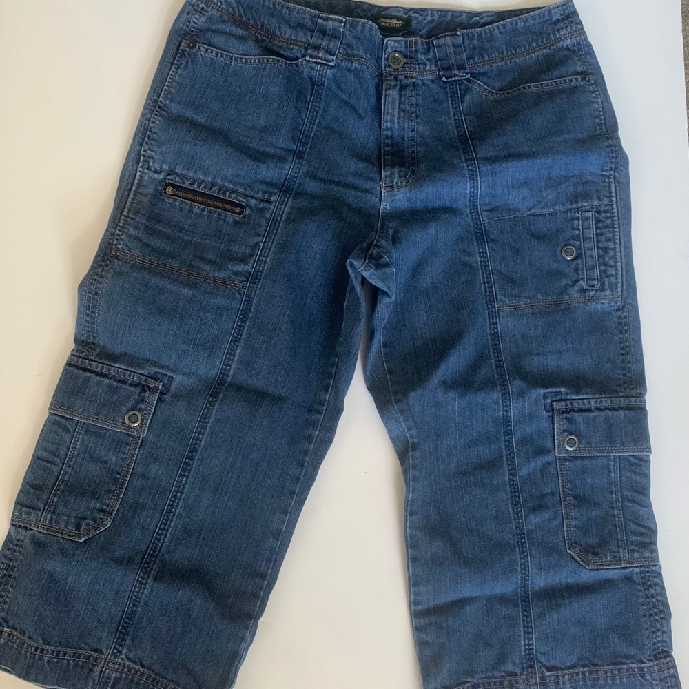 EUC Eddie Bauer Mercer Fit Denim Crops - Size 16